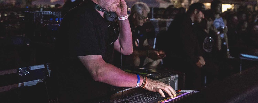 how to deal with a difficult sound guy