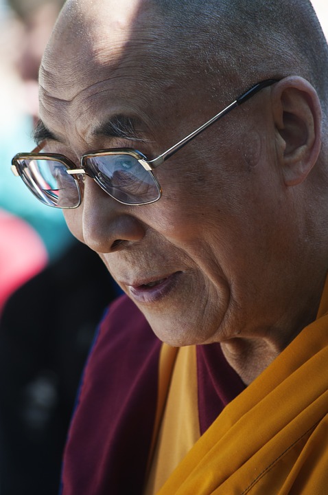 dalai-lama-2244829_960_720