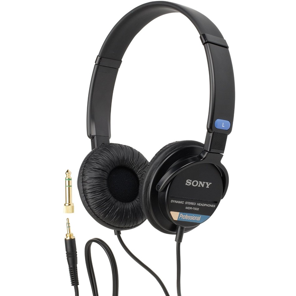 A Closer Look At The Sony MDR-7506 And MDR-7502 Headphones